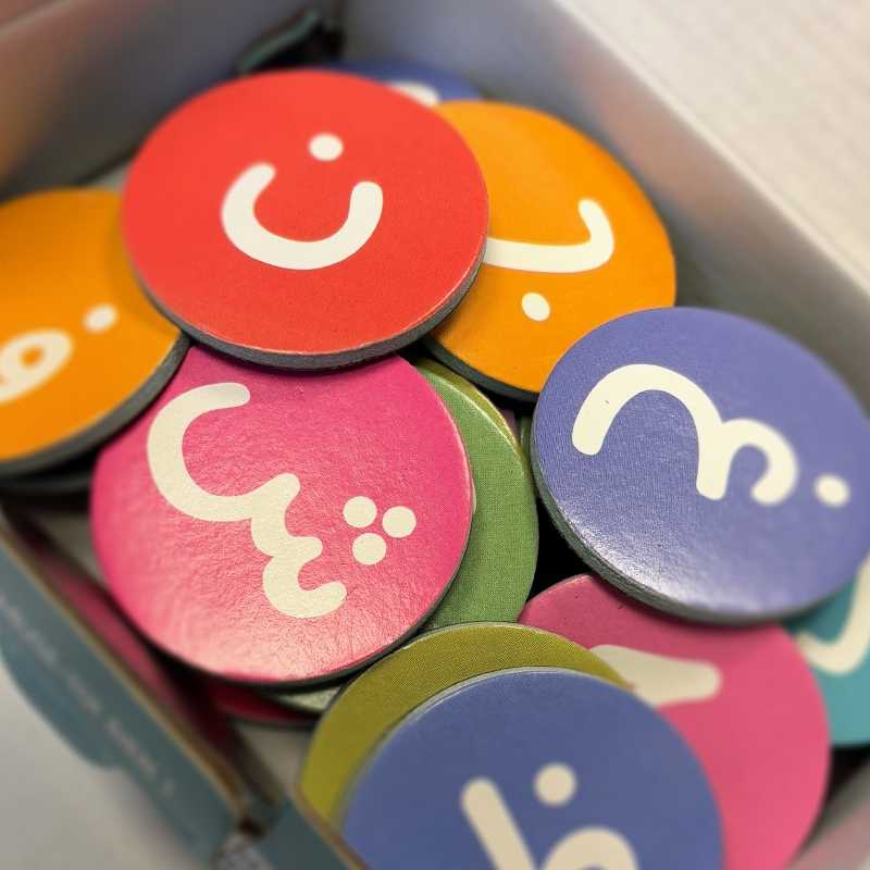 Alif Ba Magnets - Apprendre l’Alphabet Arabe en S’Amusant ! - Editions DeeniLearn
