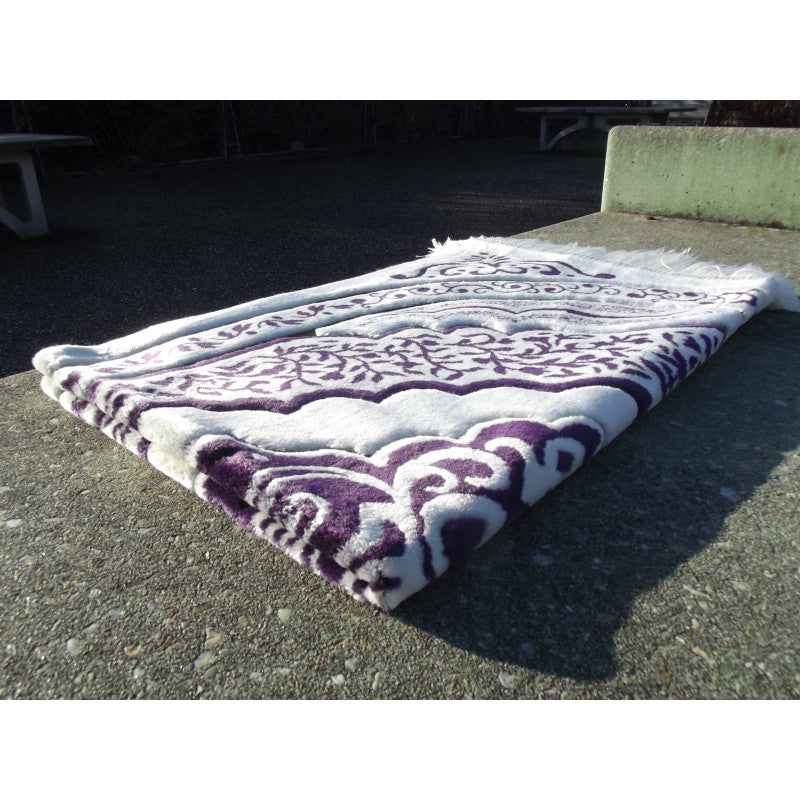 Tapis de Prière épais, Grande Taille (117 x 82 cm), Confortable - Fond Blanc & Motif Violet - Librairie Al Minhaj