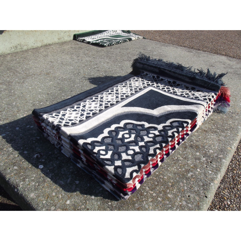 Tapis de Prière - Contour Géométrique - Couleur Bleu Marine - Librairie Al Minhaj