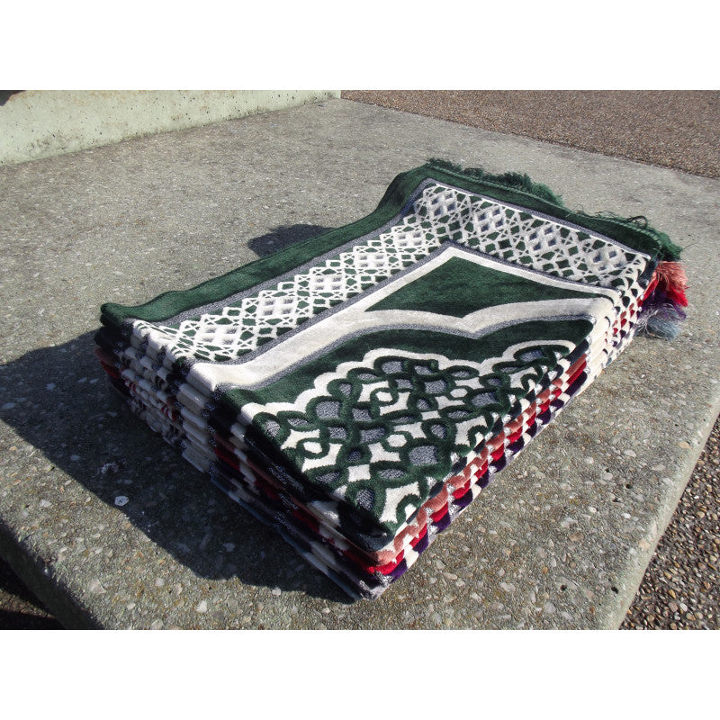 Tapis de Prière - Contour Géométrique - Couleur Vert